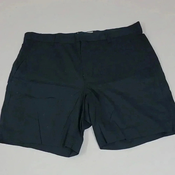 The 9" Slim-Fit Performance Chino Short - Picture 2 of 11
